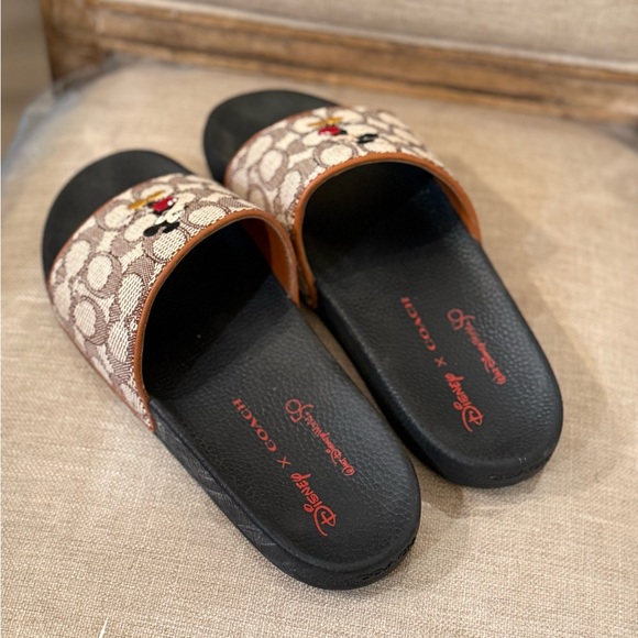 Coach Disney Slides - Picture 2 of 2